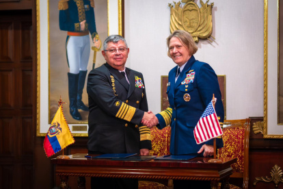 Representantes de las Fuerzas Armadas de Ecuador y Estados Unidos se reunieron en Quito.