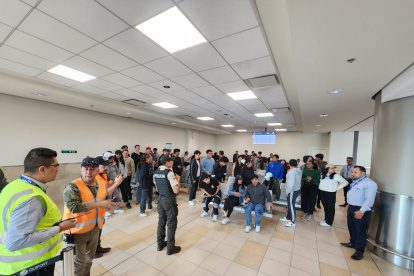 El simulacro es parte del plan de emergencia del Aeropuerto Mariscal Sucre de Quito.