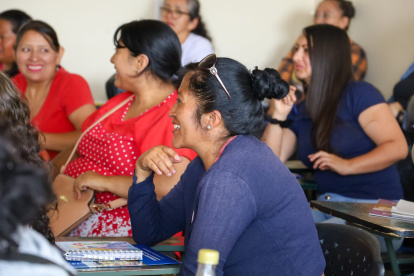 Las usuarias también reciben atención psicológica, asesoría legal y asistencia en trabajo social.