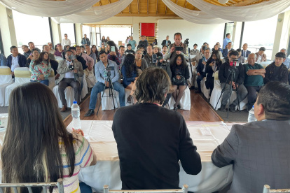 Algunos precandidatos prefirieron evadir la pregunta sobre su equipo de trabajo.