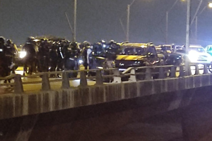 Balacera en el puente de la Unidad Nacional.