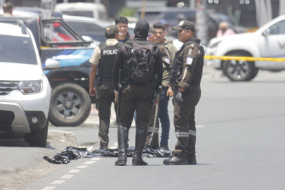 Un ciudadano muere producto de un asalto cuando salía de una institución bancaria.