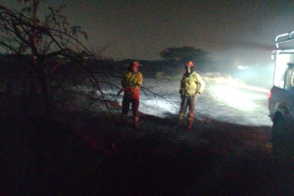 La alerta se emitió a las 16:00 de este jueves; el Cuerpo de Bomberos logró controlar el foco de incendio.
