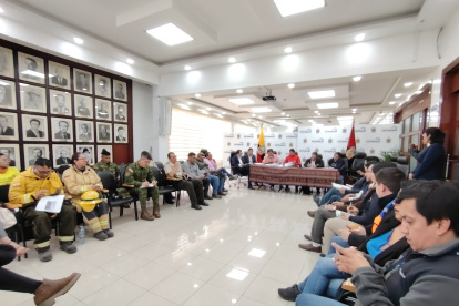 En la reunión de la mesa técnica que trata sobre el tema de la sequía analizaron varias alternativas de solución al problema. 

AG-EXTERNOS