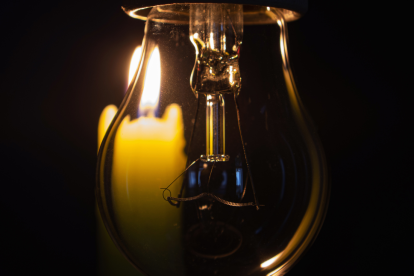 Apagones en Ecuador persisten en el territorio continental.