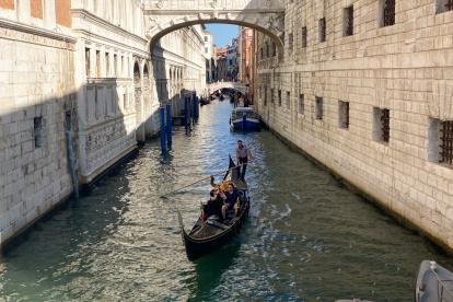 Los canales de Venecia, un sitio muy turístico a nivel internacional.
