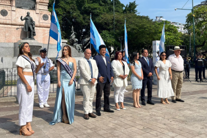 Autoridades y soberanas guayaquileñas estuvieron en el evento.