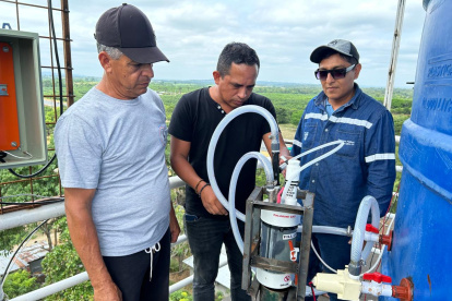 Instalación de clorinadores recintos cantón Pedro Carbo