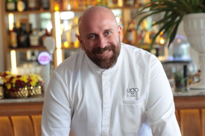 Chef ejecutivo Hugo Muñoz, galardonado con Estrella Michelin