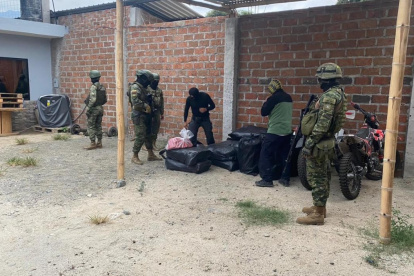 La Policía y Fuerzas Armadas estuvieron en el sitio