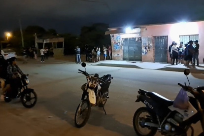 En este lugar del barrio Jaime Roldós del cantón La Libertad, fue asesinado con tiros en la cabeza Hólger Quiñonez.