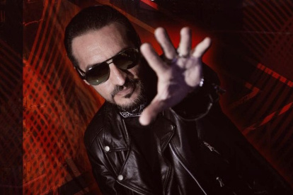 Midiman es el nombre artístico del músico guayaquileño y también docente Alfredo Pazmiño.