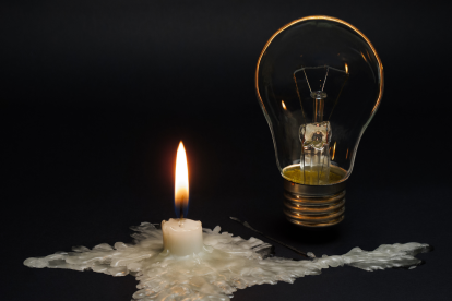 Apagones en Ecuador reflejan una severa crisis energética.