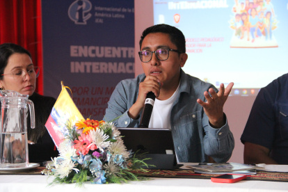 Referencial. La Unión Nacional de Educadores (UNE) solicitó a la Contraloría General del Estado que realice un examen especial al gasto en pauta del Gobierno Nacional