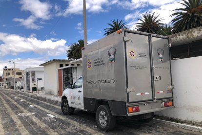 El cuerpo sin vida fue trasladado hasta la morgue del cementerio general de Latacunga.