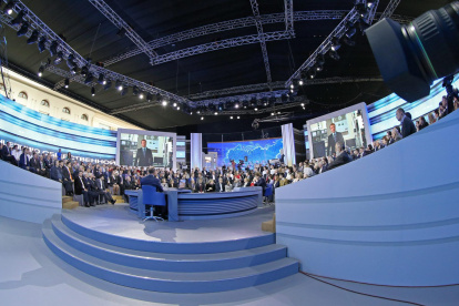 Imagen de archivo de un plató de la televisión publica rusa donde se emitía una intervención del presidente ruso, Vladimir Putin.