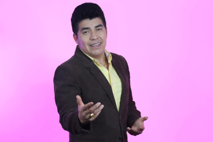 Gerardo Morán en una sesión de fotos con Diario Extra.