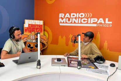 En uno de los espacios de Radio Municipal, de Quito.