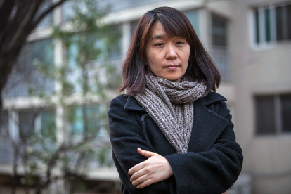 La autora surcoreana ha publicado cuatro novelas. Tiene 53 años.
