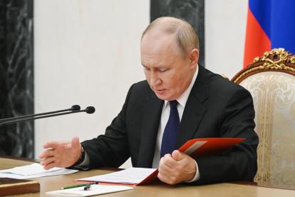 El presidente ruso añadió, se edifica un "nuevo orden mundial, que refleje toda la diversidad del planetas, proceso natural e irreversible".