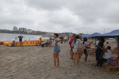 Atención. Se crearán espacios recreativos por zonas en la playa, para que el turista tenga opción de distraerse