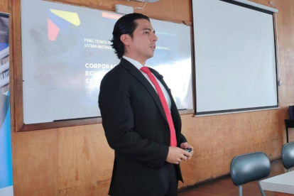 Caso. Anteriormente Fabián Calero estuvo como gerente subrogante de la Corporación Eléctrica del Ecuador