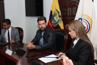 Políticos. El binomio de SUMA, Jan Topic y Mishelle Calvache.