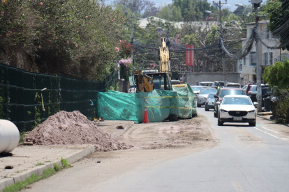 Molestia. Obras sin socialización ni planificación generan molestias y caos vehicular en horas pico en Cumbayá.