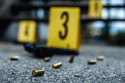 Las víctimas sobrevivieron al ataque y Fiscalía dispuso resguardo policial.