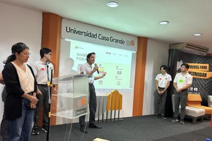 Los alumnos de Segundo y Tercero de Bachillerato trabajan en los proyectos