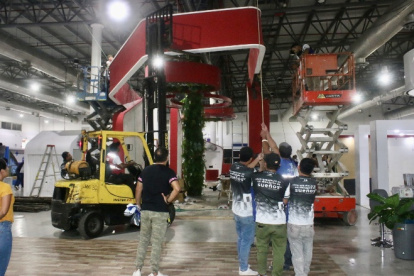 Creativos, diseñadores, carpinteros, soldadores, electricistas, pintores y demás, participarán en el montaje y desmontaje de infraestructura.