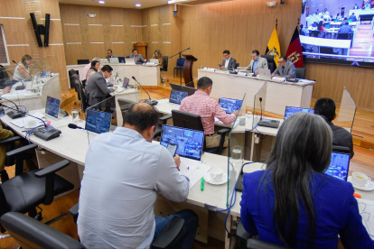 El Concejo Metropolitano de Quito aprueba resolución para tratar evitar la cantonización de las 10 parroquias.