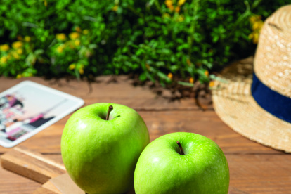 Fruta. Una de l variedades de manzanas que Ecuador compra a Francia.