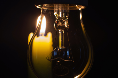 Los guayaquileños cumplen un mes de apagones consecutivos