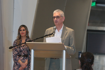 Durante su intervención, Florencio Compte explicó cómo nació el proyecto y evolucionó hasta convertirse en un aporte para reevaluar a la ciudad.