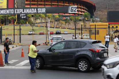 Asamblea de socios de Barcelona en el estadio Monumental.