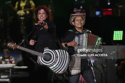 Egidio Cuadrado (der.) junto a Carlos Vives.