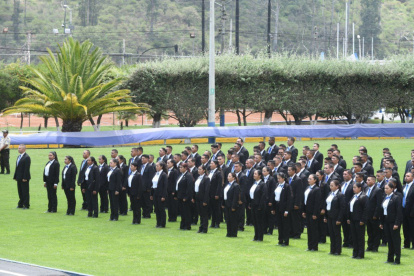 Ecuador. Los binomios presidenciales de Ecuador que participarén en los comicios de febrero próximo contarán con equipos de protección.
