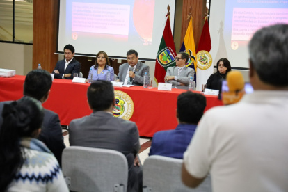 Las autoridades anunciaron la cumbre que se realizará