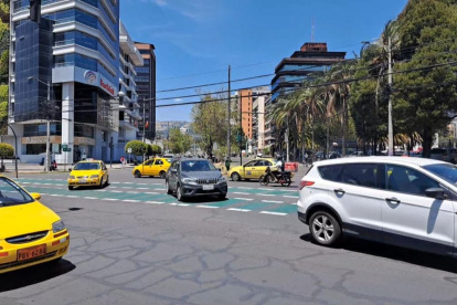 Los conductores deben evitar movilizarse en sus vehículos en los horarios restringidos por día y por placa en la capital.
