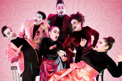 El elenco principal de Così fan tutte está compuesto por seis talentosos cantantes.