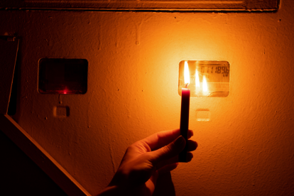 Nuevos horarios de cortes de luz se implementan hasta el 27 de octubre en Ecuador.