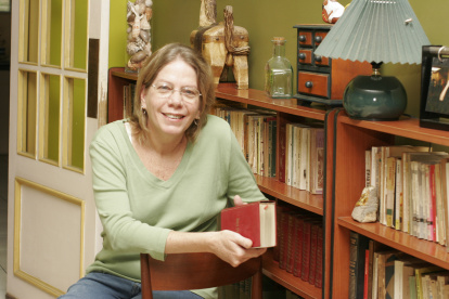 La escritora Gilda Holst se dio a conocer a fines de los años ochenta por sus relatos.