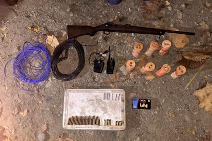 Esta es parte de la evidencia decomisada en la detención del familiar del "Negro Willy".