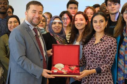 La vicepresidenta y embajadora en Israel, Verónica Abad, ahora trabaja desde Turquía.