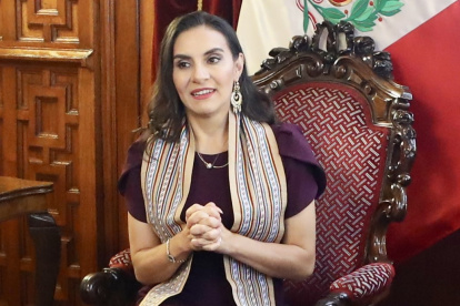 El TCE aplazó la fecha para la audiencia de la denuncia que presentó Verónica Abad en contra de Daniel Noboa, por supuesta violencia política de género.