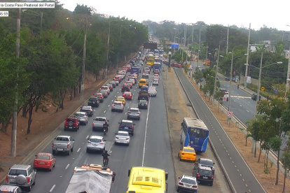 Debido al siniestro la vía lucía congestionada.