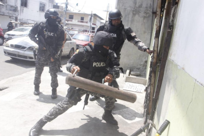 Los operativos se realizaron en zonas que colindan con el estero Salado, sur de la urbe porteña.