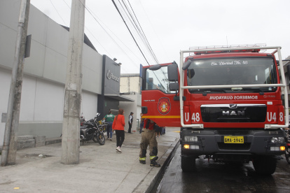 Accidente de tránsito en la av. Juan Tanca Marengo resulta sólo en daños materiales.