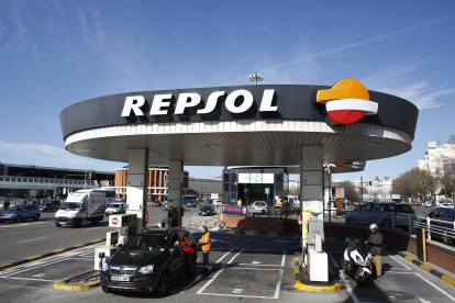 Combustible. Una estación de la empresa española Repsol.